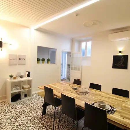 Holiday home Bright 1 Bedroom With Lovely Balcony In *