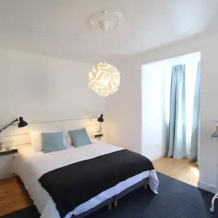 Bright 1 Bedroom With Lovely Balcony In * Lisbon
